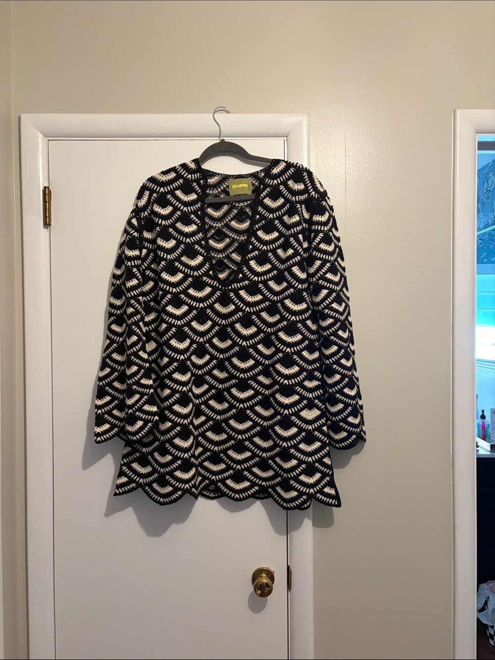 CeliaBoca Black & Cream Crochet V-Neck Beach Coverup